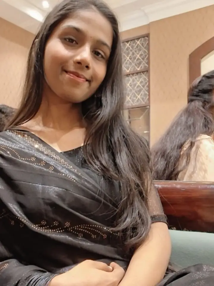 Pankhudi Rawat — Creative Arts Tutor in Prayagraj