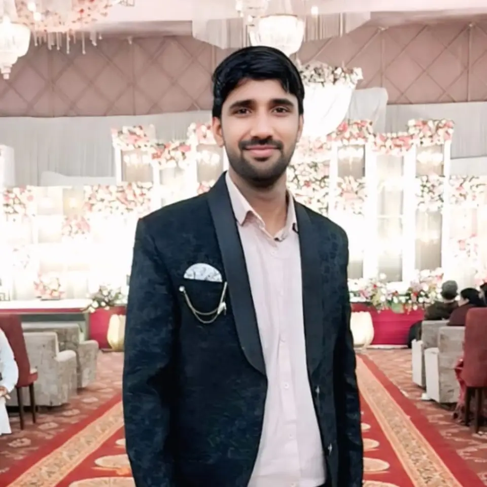 Dayanand Shrivastav — Maths Tutor in Lucknow