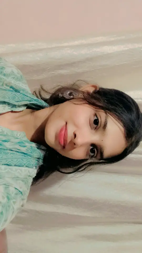 Rishika Chaurasia — Arts and Humanities Tutor in Varanasi