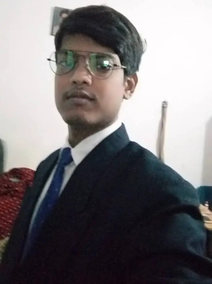 Akash Singh — Maths Tutor in Gurugram