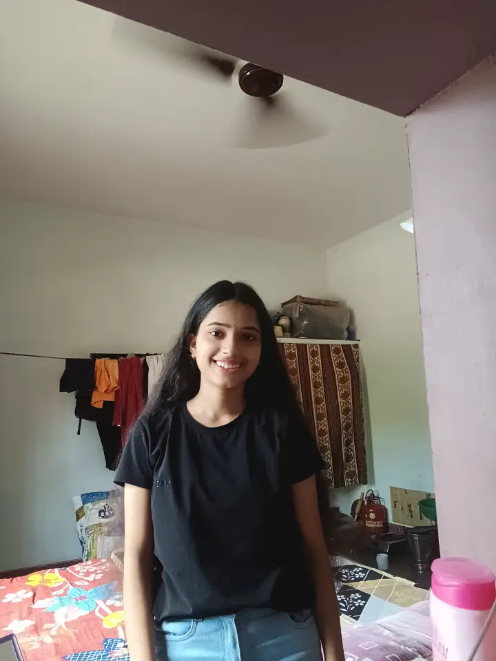Sameeksha Pandey — Hindi Tutor in Varanasi