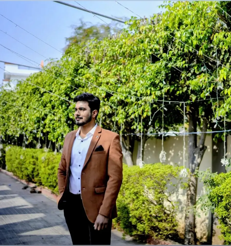 Shashank Trivedi — Maths Tutor in Lucknow