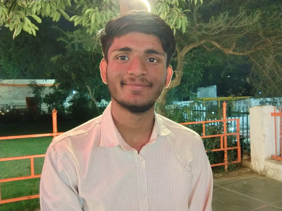 Vaibhav — Maths Tutor in Lucknow