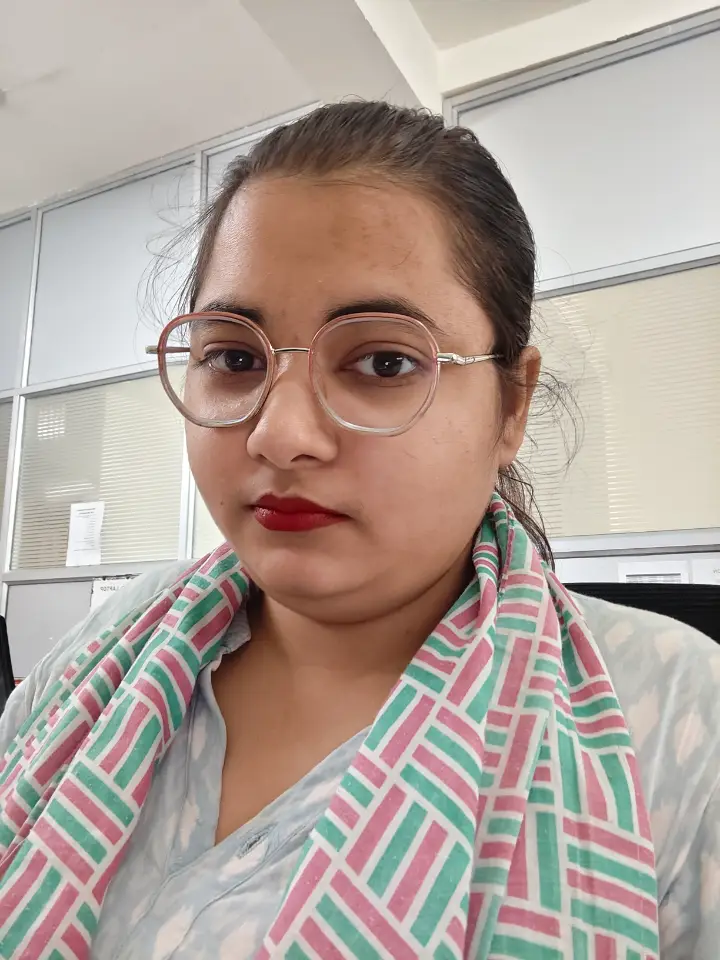 Niharika Dubey — Biology Tutor in Varanasi