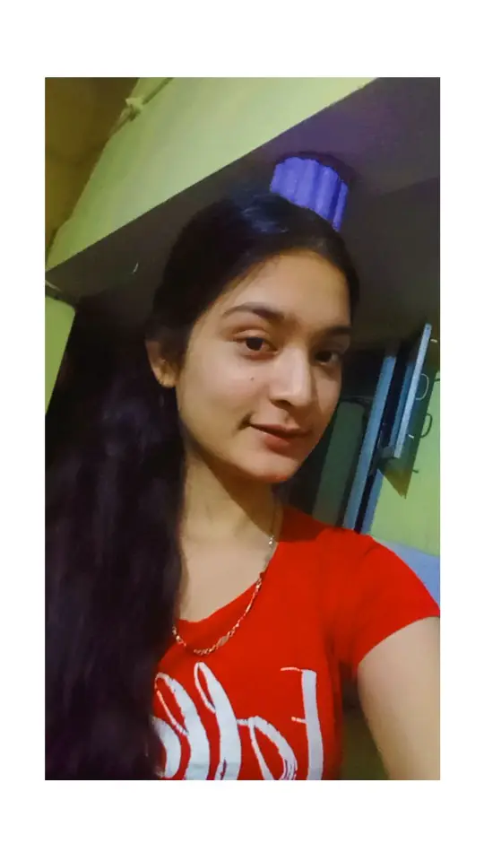 Ruchi Singh — Chemistry Tutor in Varanasi