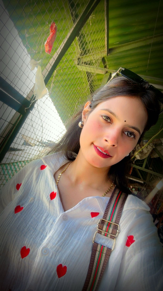 Preeti Kashyap 2324 — Drawing Tutor in Noida