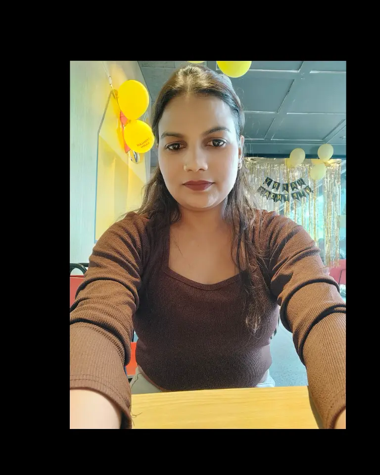 Nisha Tiwari — Maths Tutor in Varanasi