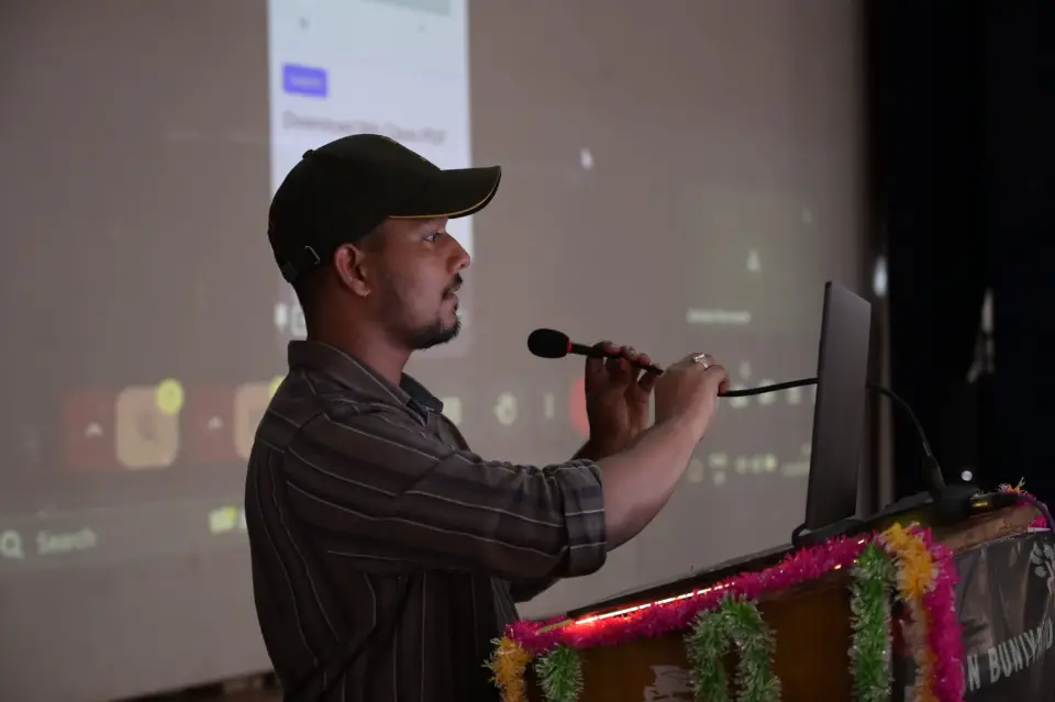 Shubham Shah — Physics Tutor in Gurugram