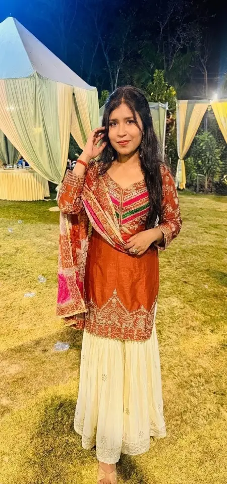 Anshika Gupta — Home Tutor in Lucknow