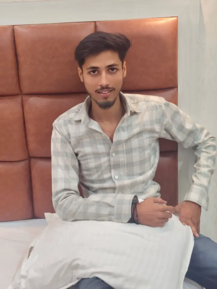 Ankit Pathak — Home Tutor in Varanasi