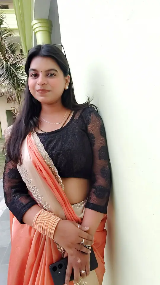 Priyanshi Gour — Hindi Tutor in Varanasi