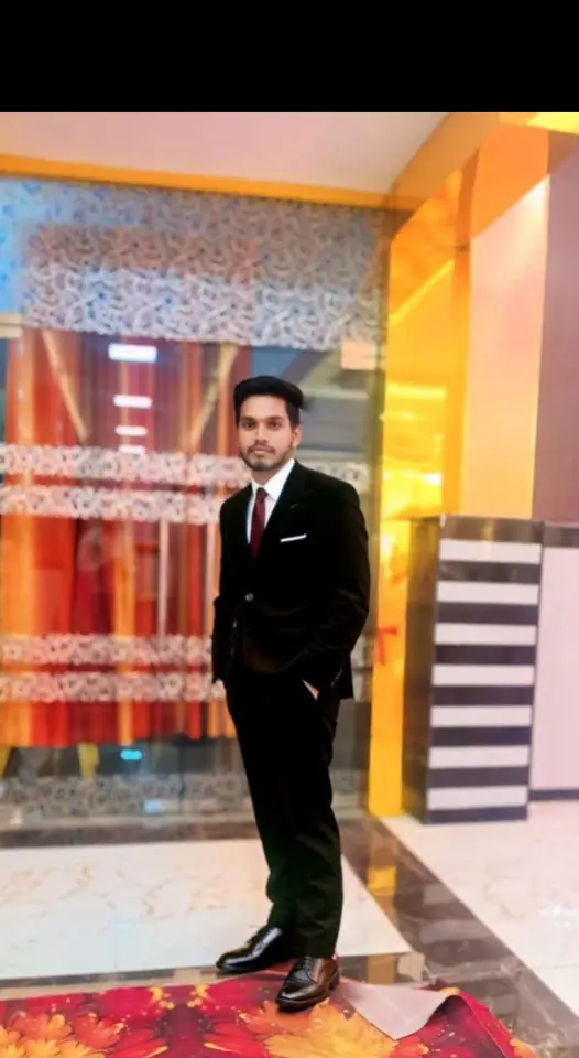 Drishik Ojha — Maths Tutor in Varanasi