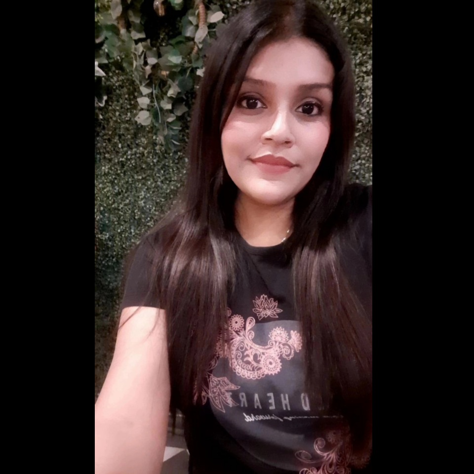 Isha Bansal — English Tutor in Gurugram
