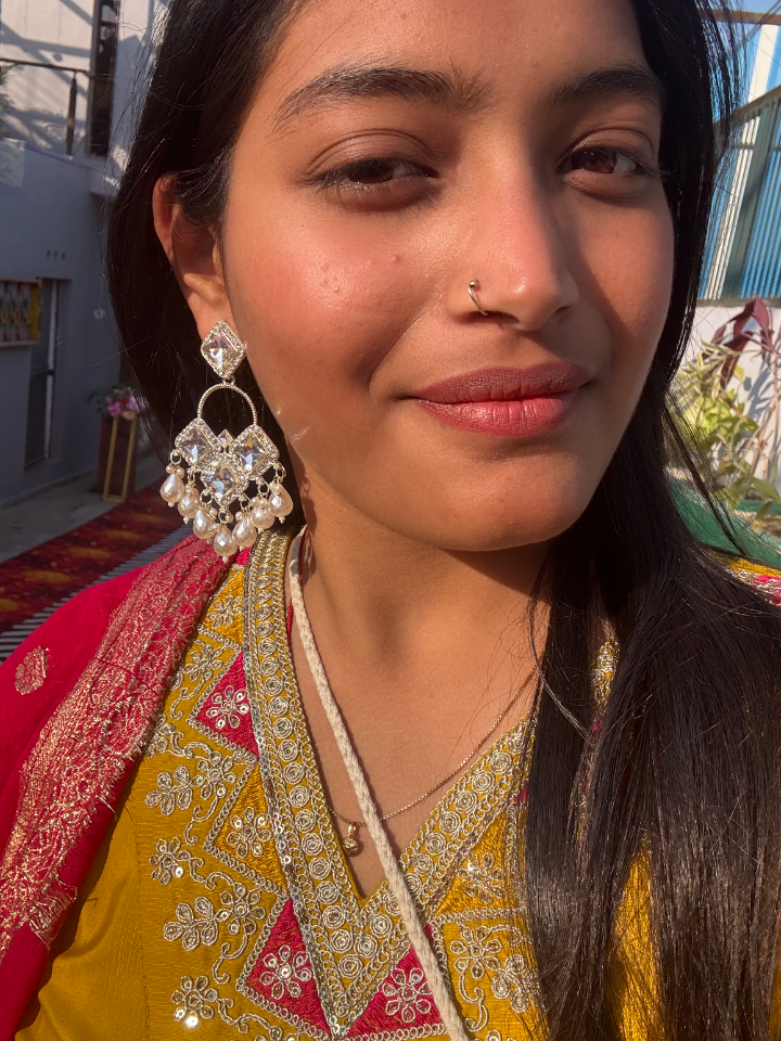 Sanjana Srivastava — English Tutor in Varanasi