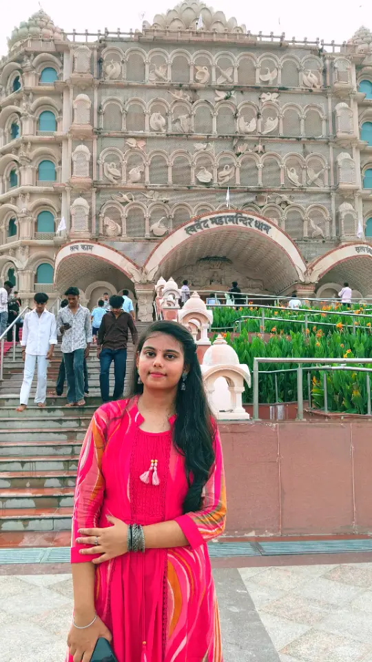 Prakriti Yadav — Chemistry Tutor in Varanasi