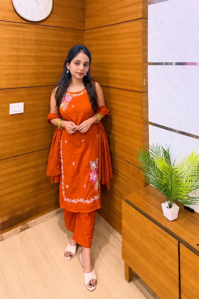 Anshika Jain — Home Tutor in New Delhi