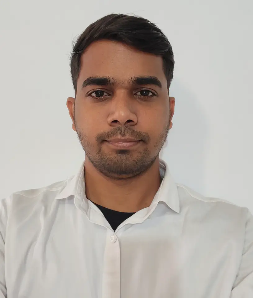 Robin Kushwaha — Maths Tutor in Noida